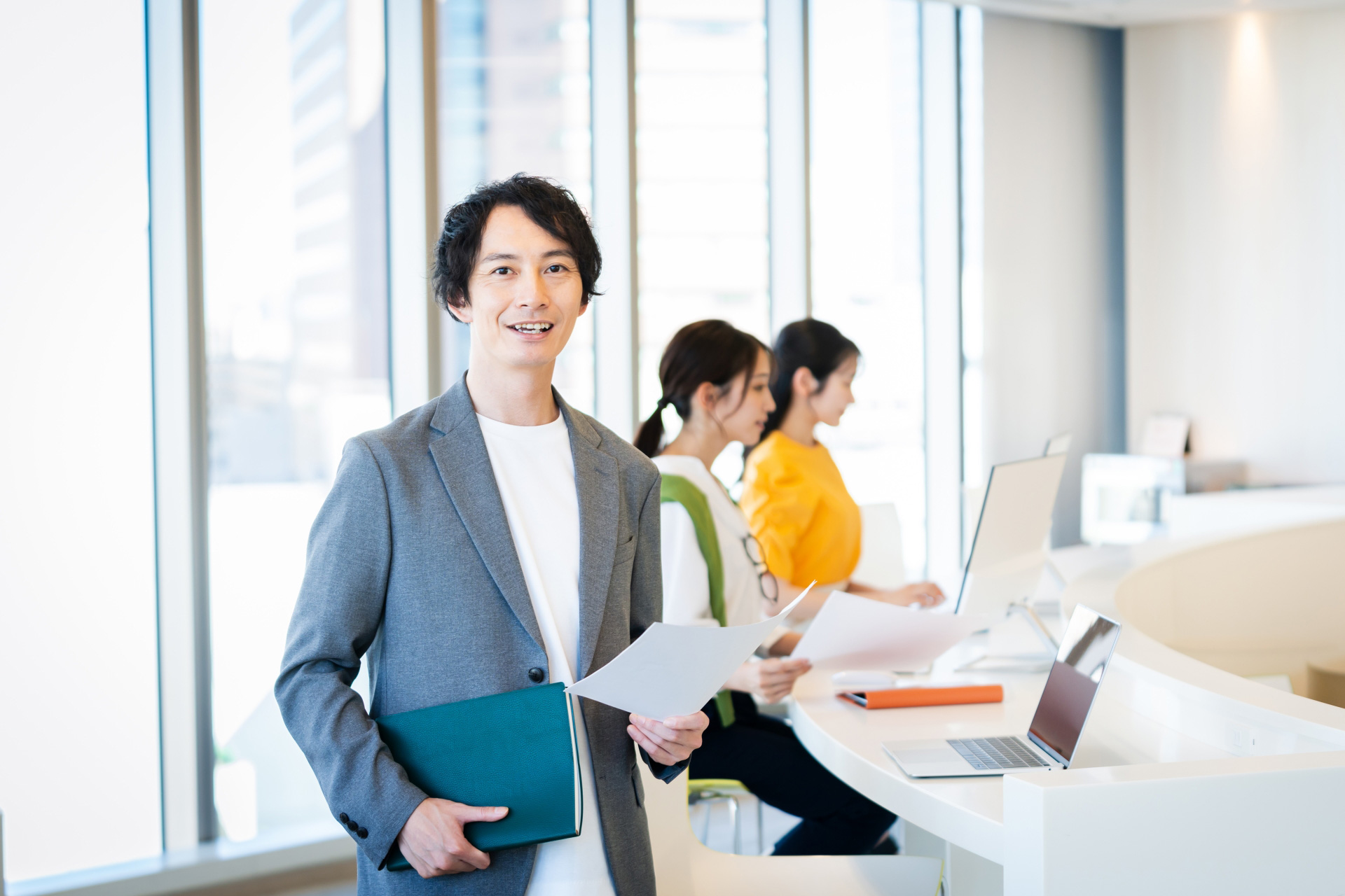 ゼネラリストとは？ メリットやスペシャリストとの違いなど