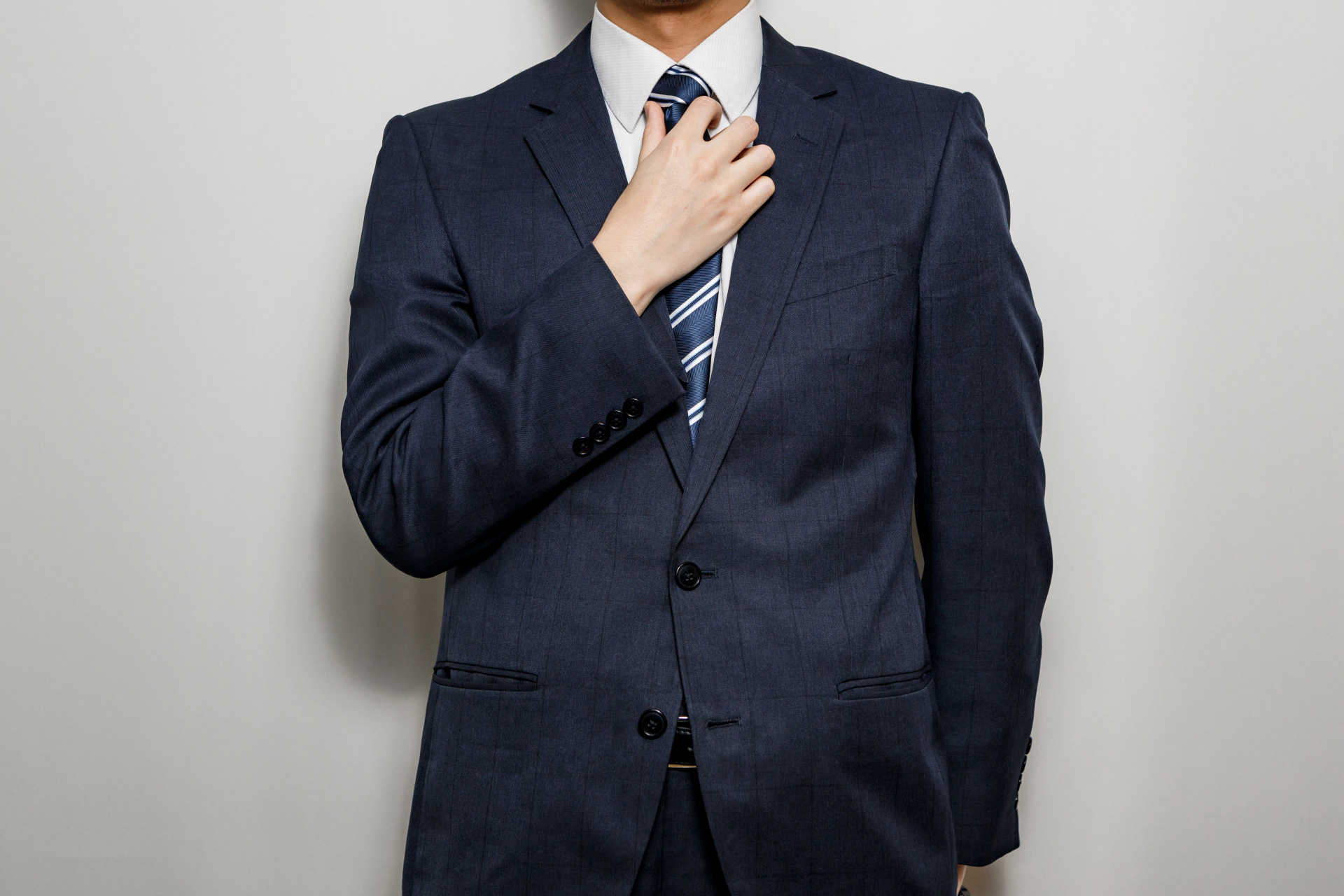 履歴書用の証明写真の服装はなにがおすすめ？