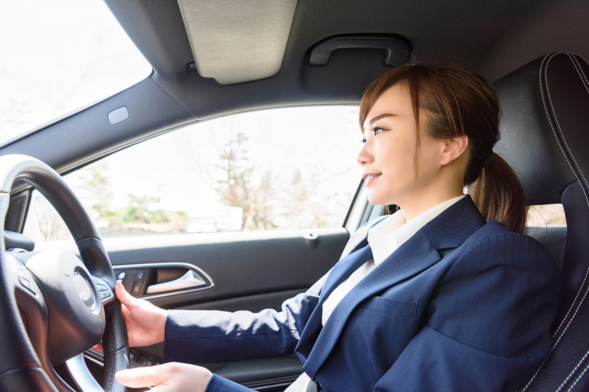 タクシー運転手は女性にもおすすめ？ 仕事の魅力や注意点など