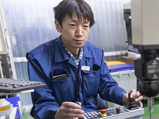 株式会社　上田製作所
