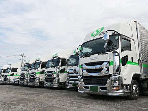埼九運輸株式会社　柏原車庫・三芳車庫