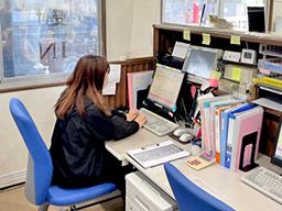 【金属リサイクル会社の計量事務スタッフ】女性活躍中◆未経験歓迎◆経験者優遇
