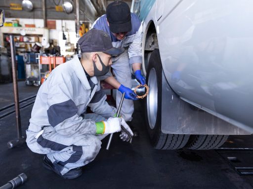 株式会社　多摩オートサービス