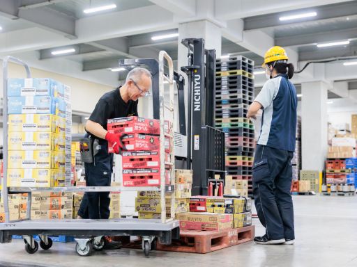 新日本物流　株式会社【府中共栄センター】