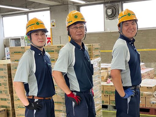 入社年数関わらず、作業はみんなで協力！！