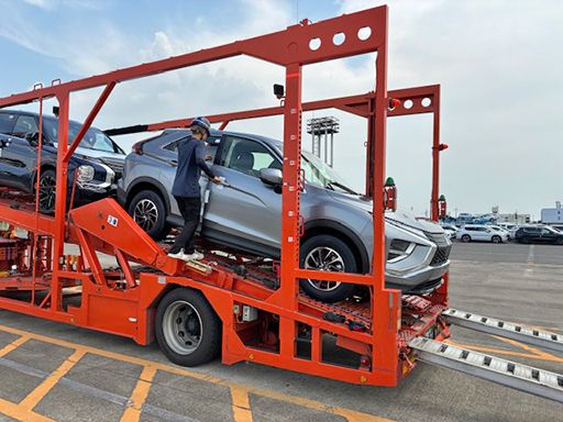 泉車輛輸送株式会社＜泉車輛グループ3営業所同時募集＞