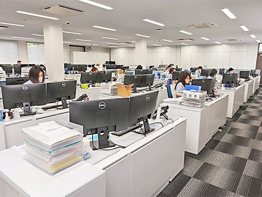 今年完成した新しい事務所で快適