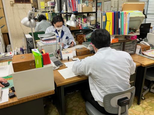 午前中は会社内での作業になります。