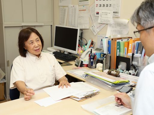 【有料老人ホームの事務職員】上場企業◆女性活躍中◆未経験歓迎◆経験者優遇