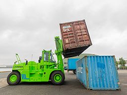 山田港運倉庫株式会社