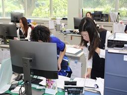 株式会社　ハマキョウレックス