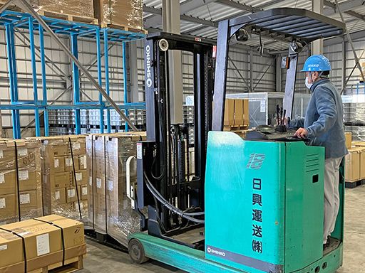 日興運送株式会社　河内第一倉庫