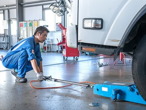 沼津中央自動車株式会社（スズキアリーナ沼津大岡）