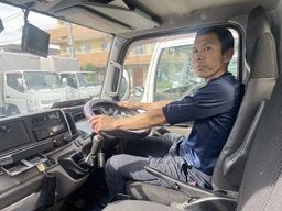 八ッ峰運輸株式会社