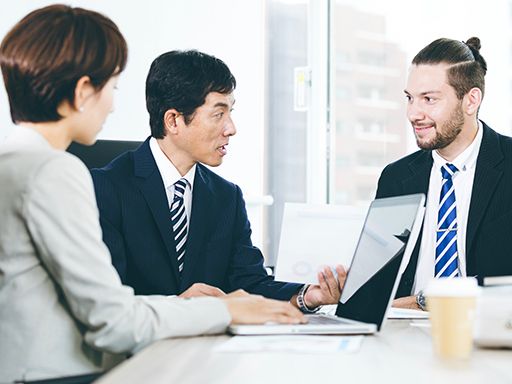 シリコンウェハーの営業です！