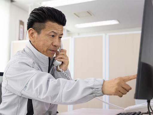 日本陸送株式会社　愛川事業所