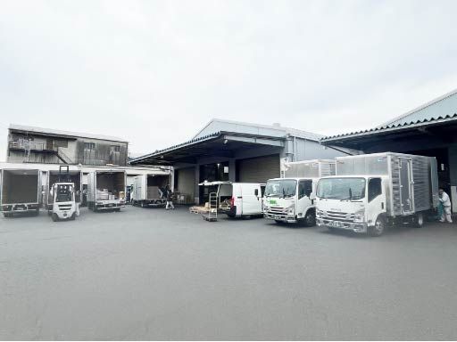 株式会社サカイアゼットロジ