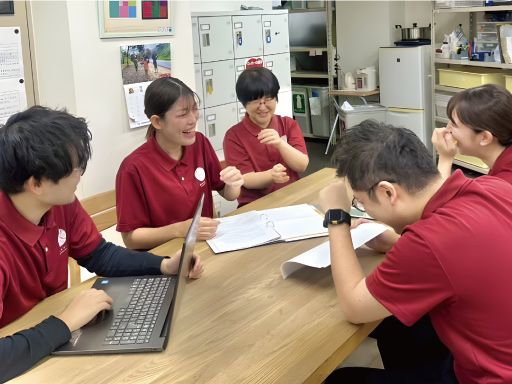 株式会社リハス