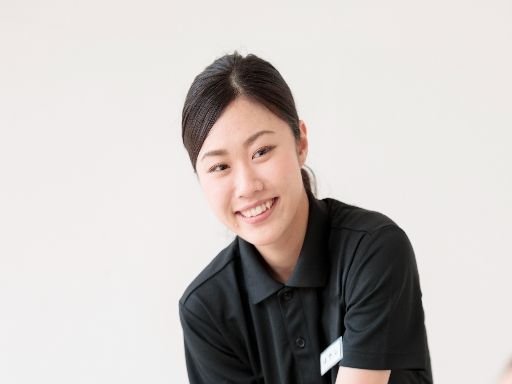 株式会社　りらく